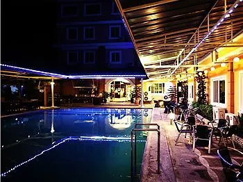Royal Hotel Анхелес